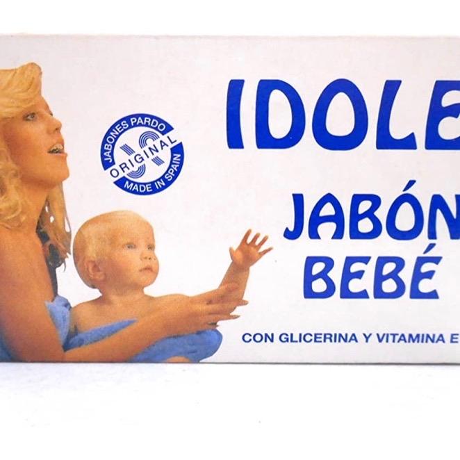 Idole savon Bebe avec glycerine et vitamin E 2.65 oz.  Skin Care