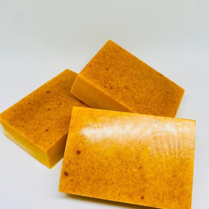 AILIYZ Organic Tumeric Soap for Face and Body, Lemon Turmeric bar Soap with Vitamin C, E for All Skin Type, Turmeric Soap Face Wash for Smoothing, Moisturizing skin turmeric artisan  soap(Complimentary handmade soap)