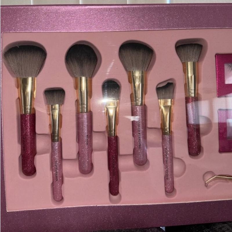 Grand Luxe Pink Shimmer Makeup Brushh - 28 Essential Brushes for Eyes, Cheeks, Lips & More