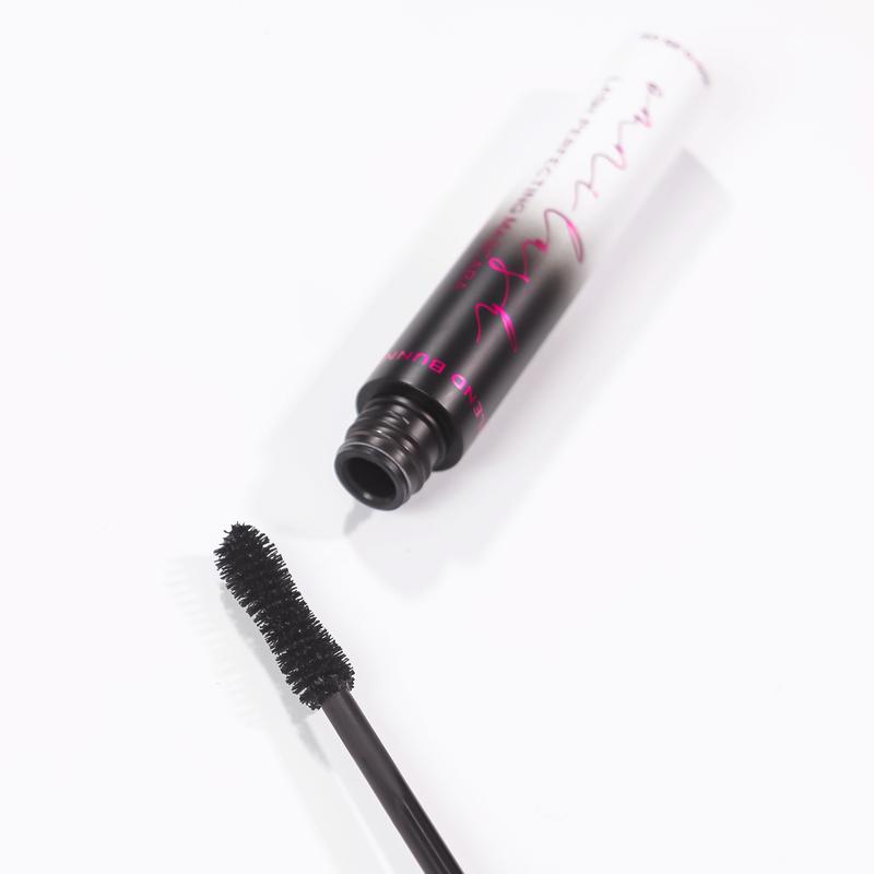 Omni Lash Mascara For Voluminous Lashes - Black