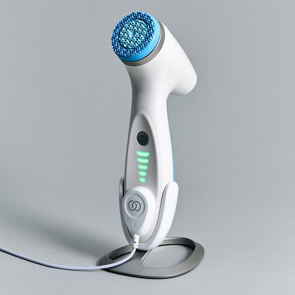 ageLOC LumiSpa iO Facial Cleansing Device