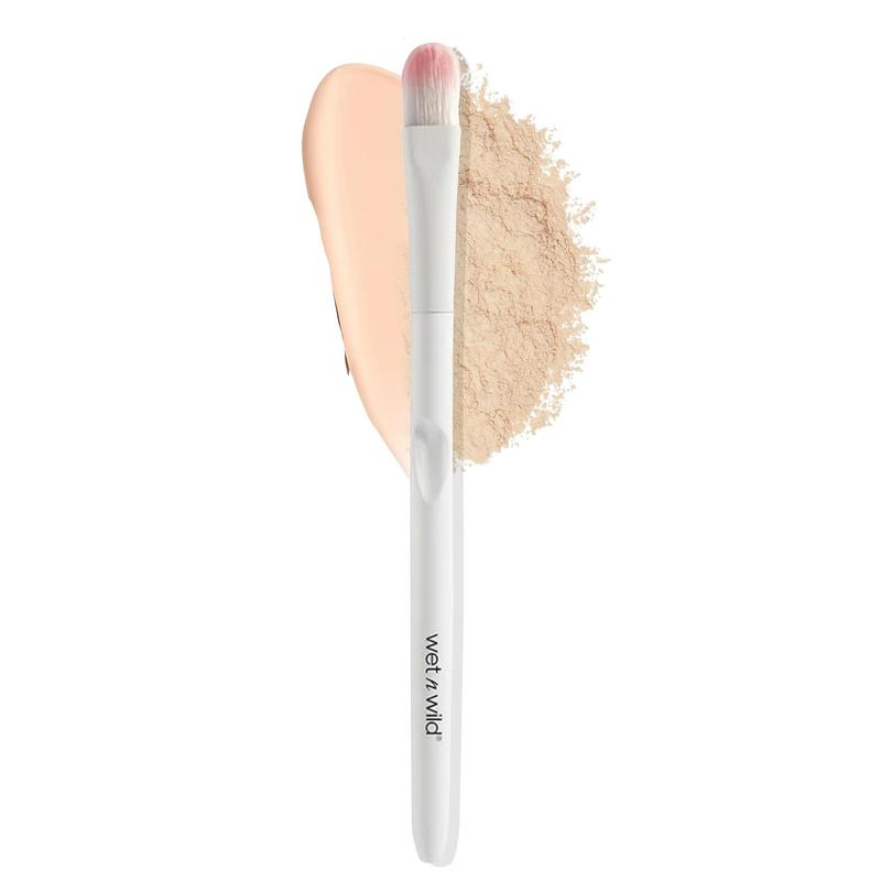 wet n wild Concealer Brush, Under Eye & Brow Blending for Large Max Coverage, Ergonomic Handle for Comfortable Precision Control , Cruelty-Free & Vegan